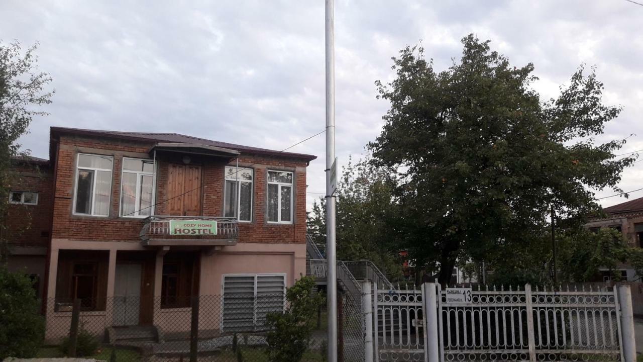 Cozy House Hotel Zugdidi Luaran gambar